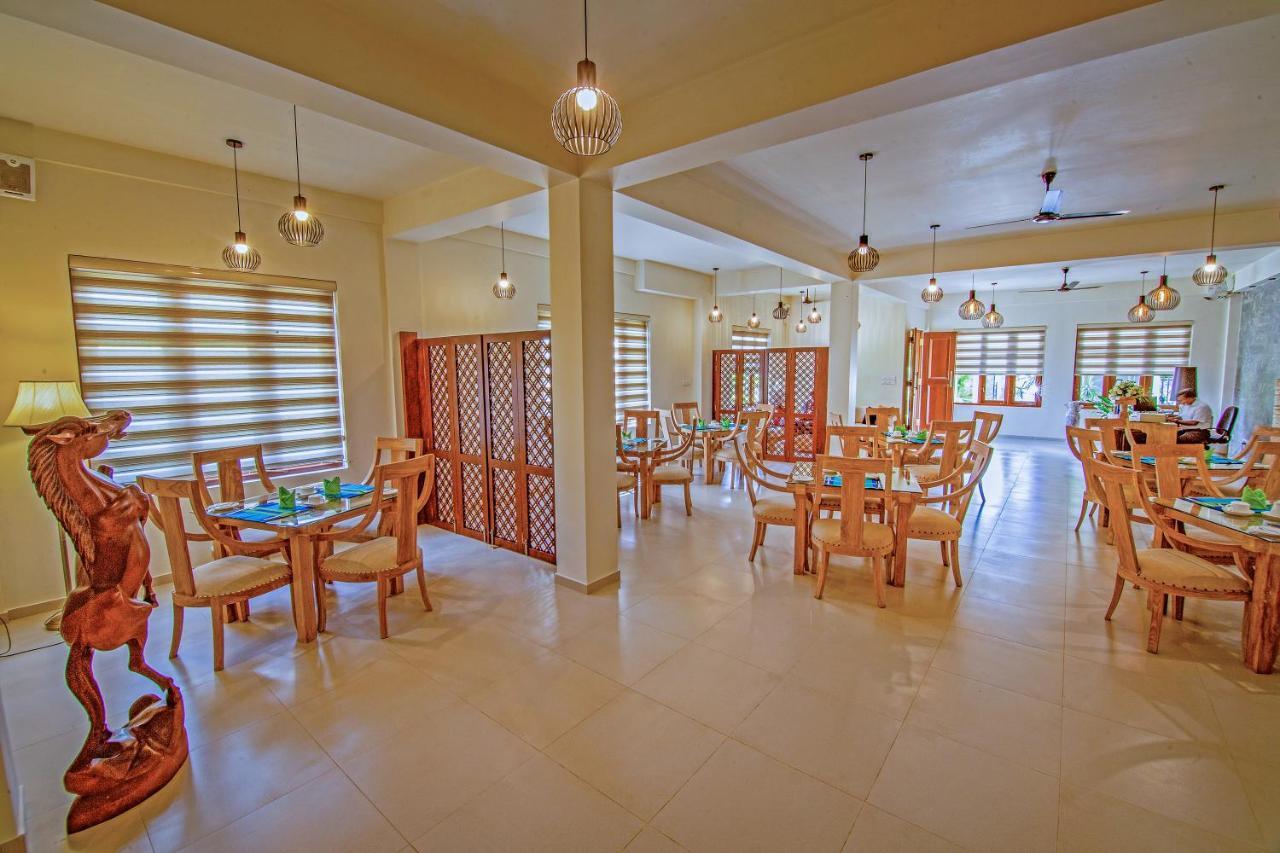 Rivora Residence كاندي المظهر الخارجي الصورة